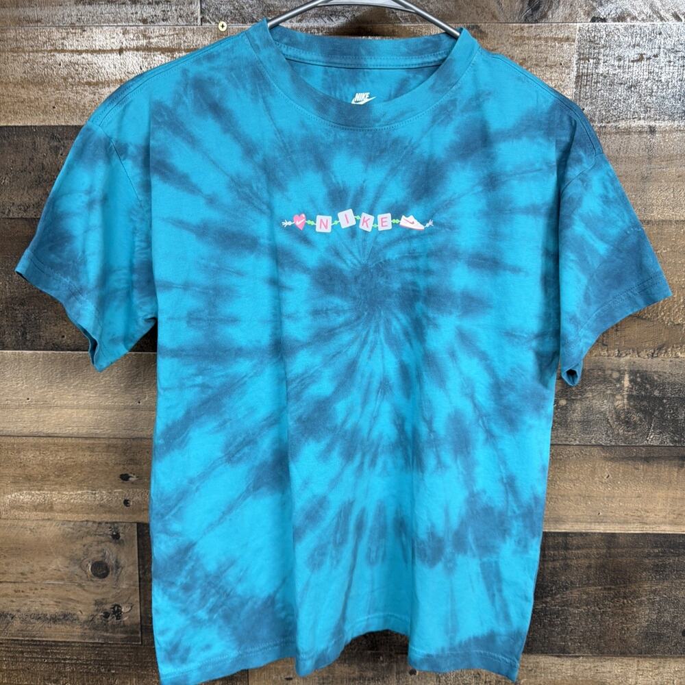 Nike Kids T-Shirt Size L Blue Short Sleeve Spiral Dye Loose Fit NWT SKU 074